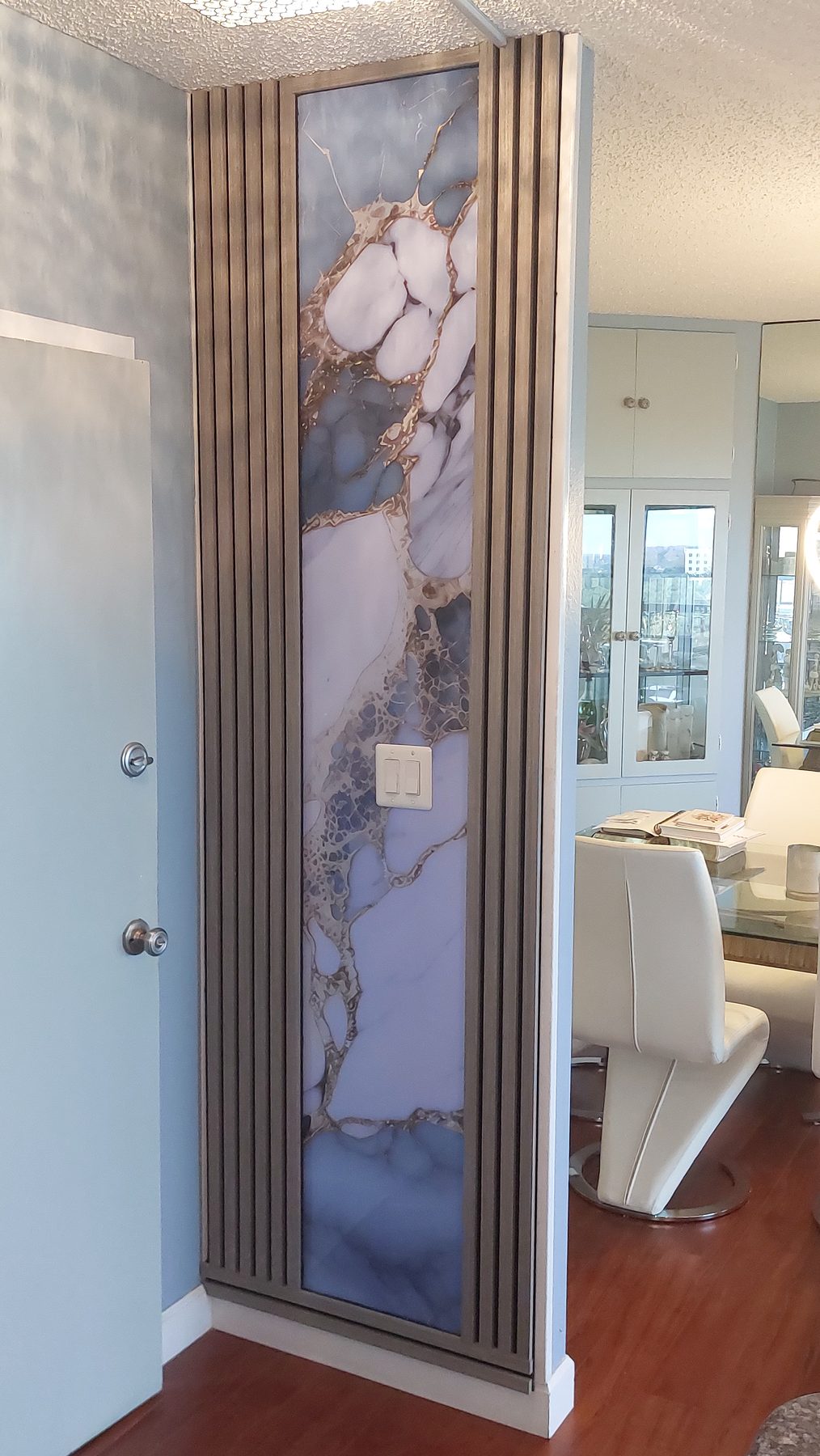 Slat and marble accent panel